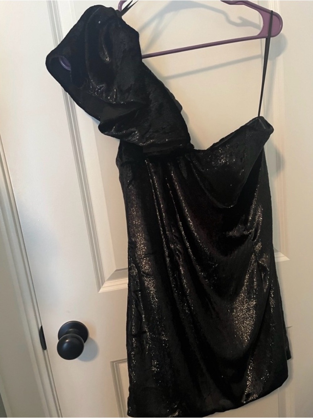 DO+BE Black One-Shoulder Party Dress